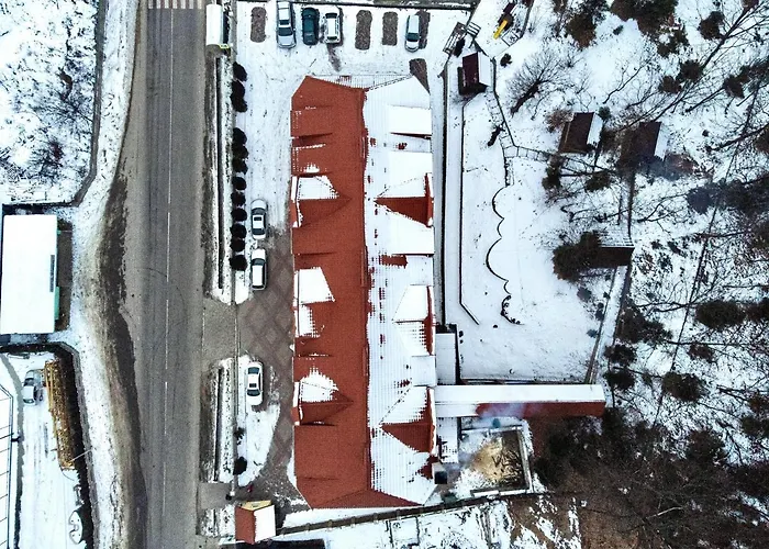 Сонячна Квітка 3* 波利亚纳